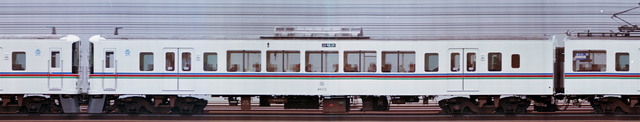 seibu4000a_05_4013.jpg